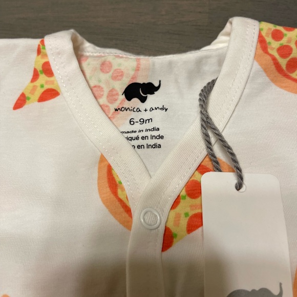 🍕NEW! • Monica & Andy • Romper and Blanket | Size: 6-9 months - Picture 9 of 9